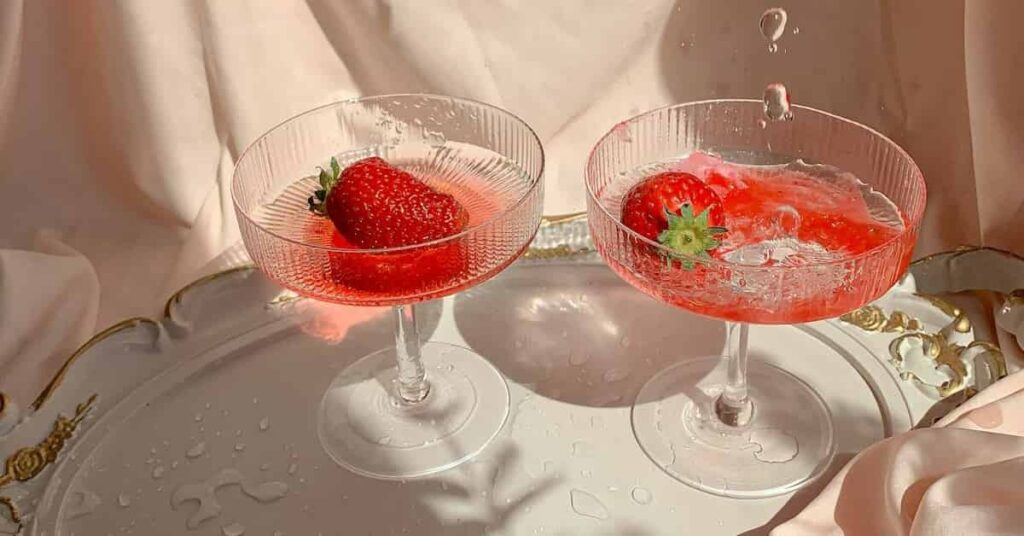 Easy Christmas Mocktails Recipes